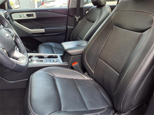 Certified 2023 Ford Explorer Limited image 8