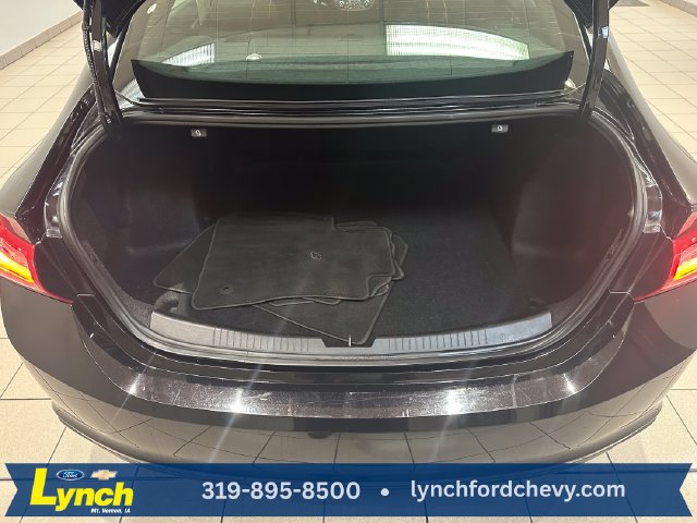 Used 2019 Chevrolet Malibu LT FWD image 19