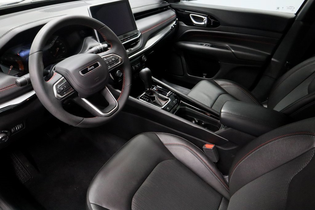 Used 2024 Jeep Compass Trailhawk w/ Trailer Tow Group image 22