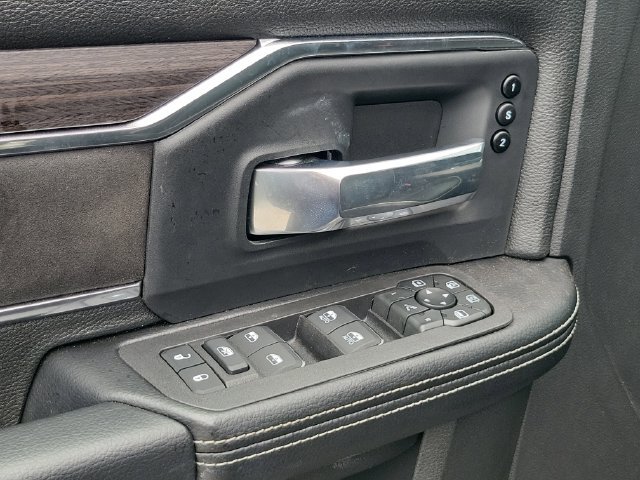 Used 2026 RAM 3500 Laramie AWD/4WD image 17