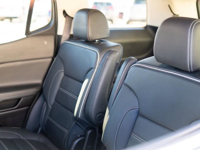 Used 2023 GMC Acadia Denali w/ Black Diamond Edition image 21