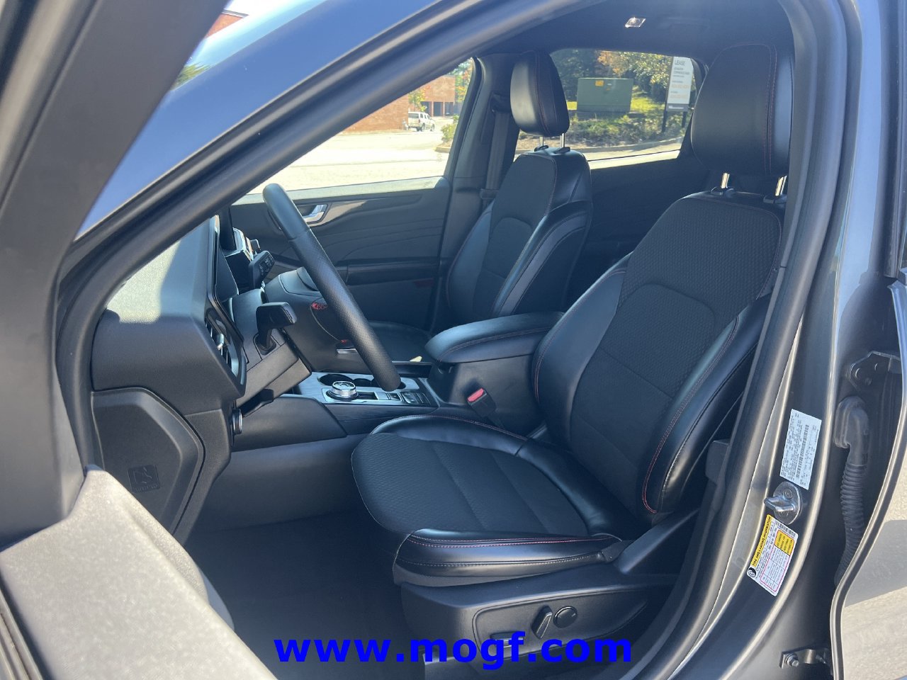 Certified 2024 Ford Escape ST-Line FWD image 18