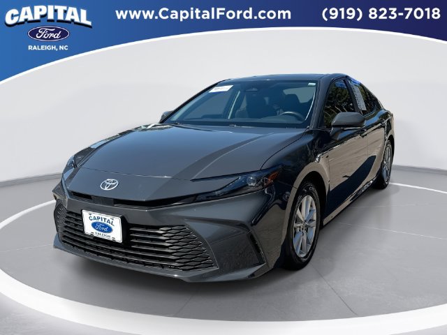 Used 2025 Toyota Camry LE FWD image 1