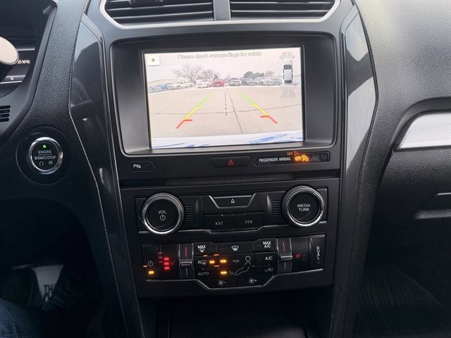 Certified 2017 Ford Explorer XLT w/ Equipment Group 202A image 15