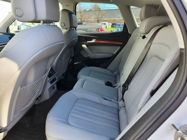 Used 2021 Audi Q5 2.0T Premium Plus w/ Premium Plus Package image 16