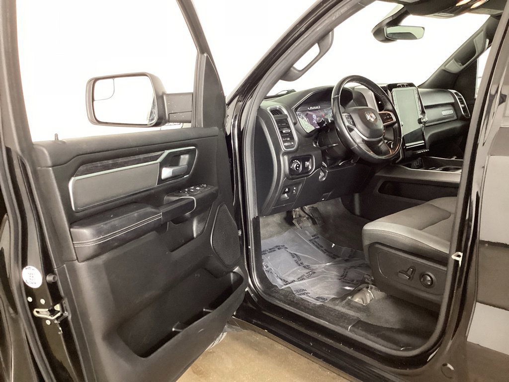 Used 2024 RAM 1500 Big Horn RWD image 9