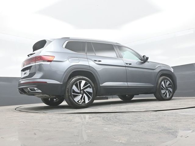 Used 2025 Volkswagen Atlas SEL AWD/4WD image 24