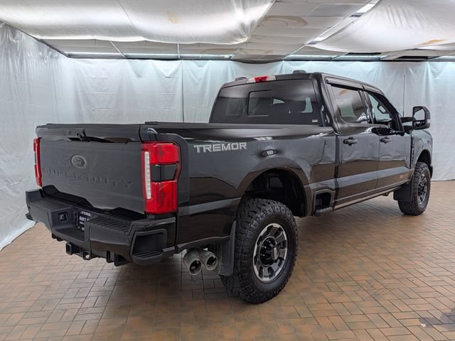Certified 2024 Ford F250 Lariat w/ Lariat Ultimate Package AWD/4WD image 6