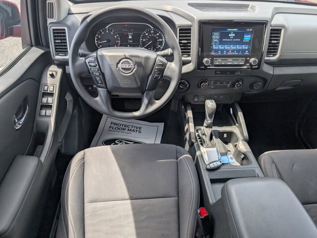 Used 2024 Nissan Frontier SV AWD/4WD image 27