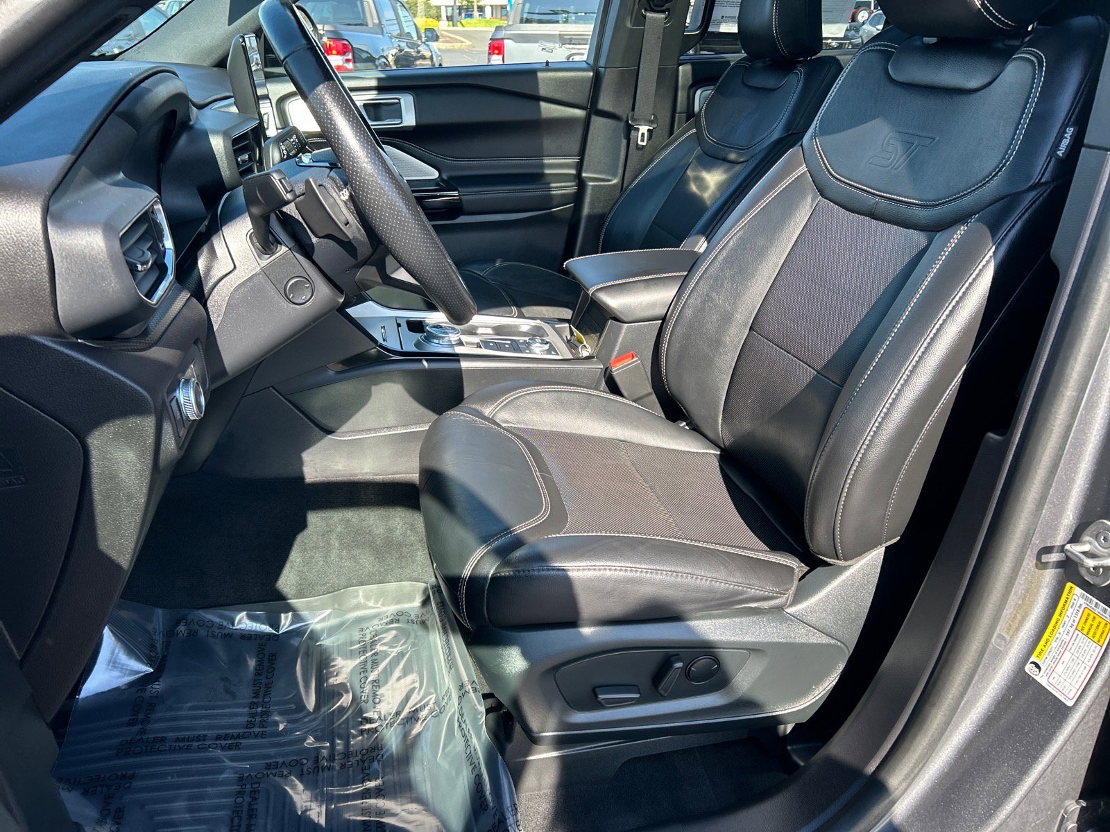 Certified 2022 Ford Explorer ST w/ Equipment Group 401A AWD/4WD image 8