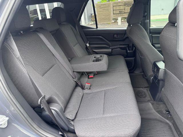 Used 2025 Toyota 4Runner SR5 AWD/4WD image 21