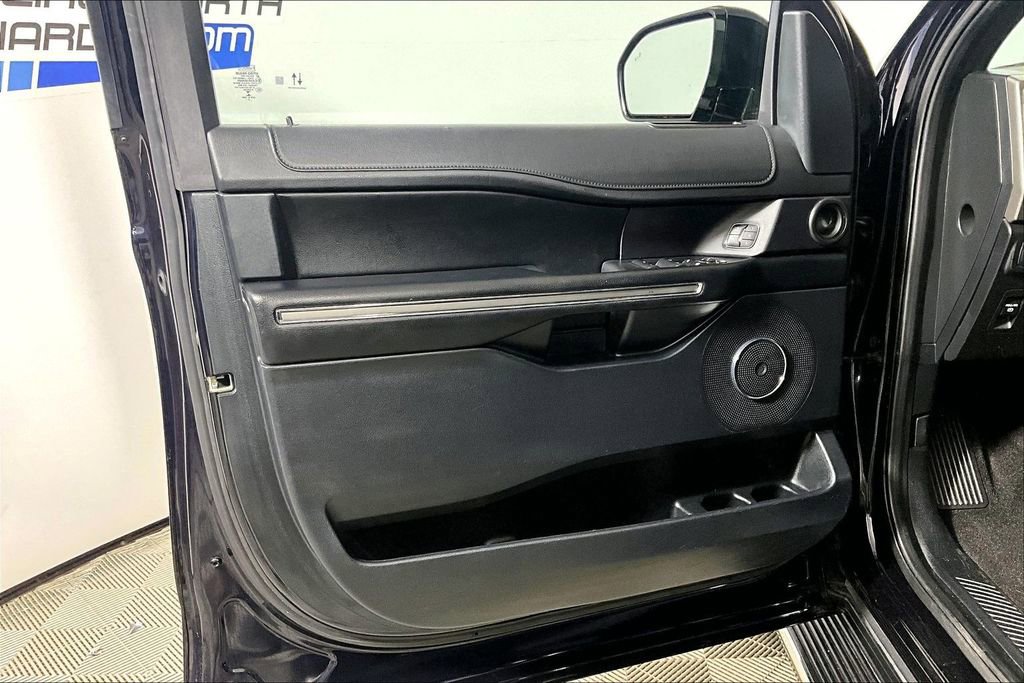 Certified 2021 Ford Expedition XLT RWD image 16