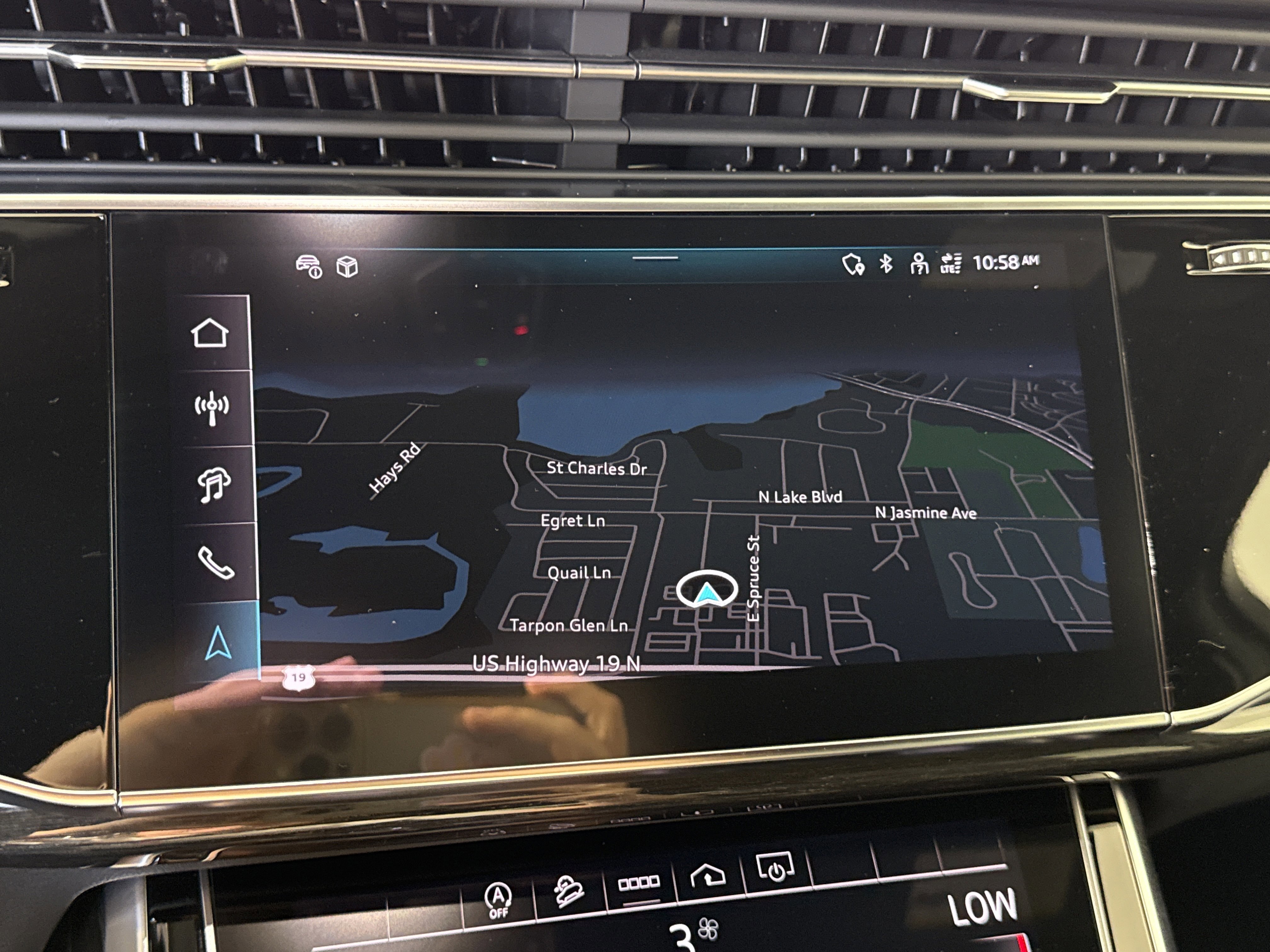 Used 2025 Audi Q7 2.0T Premium w/ Convenience Package image 16