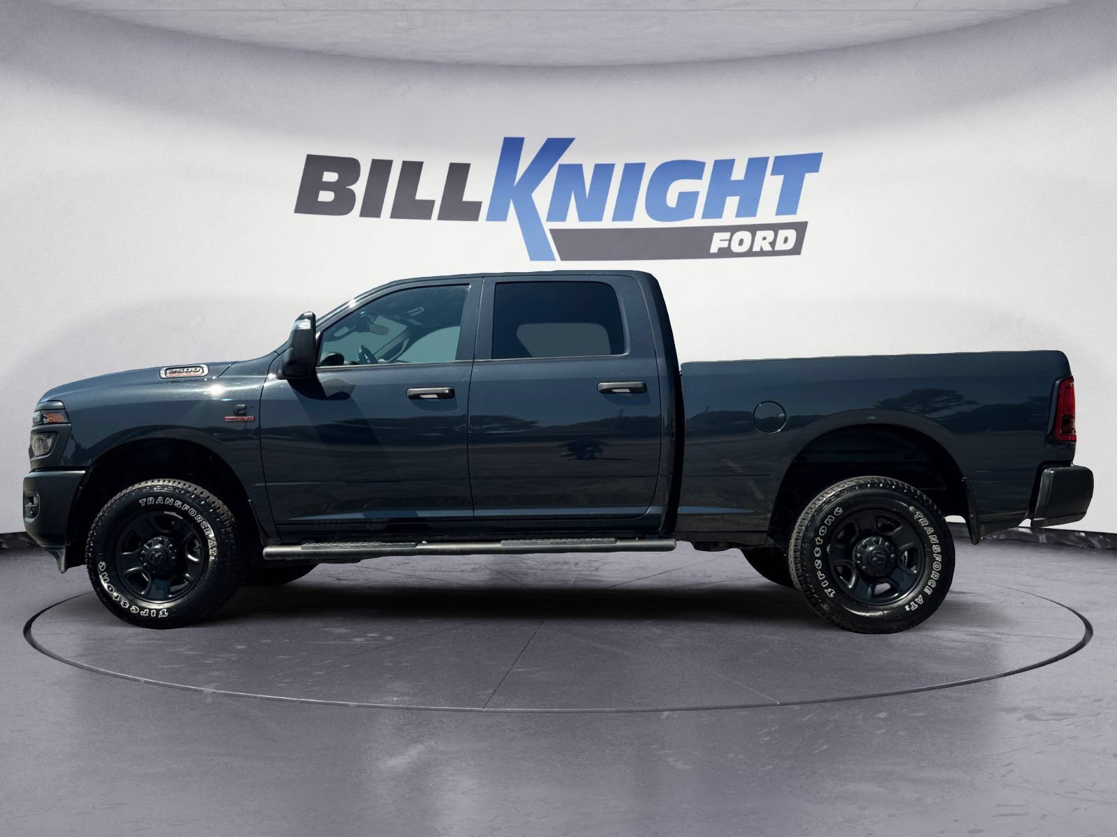 Used 2025 RAM 2500 Tradesman AWD/4WD image 2