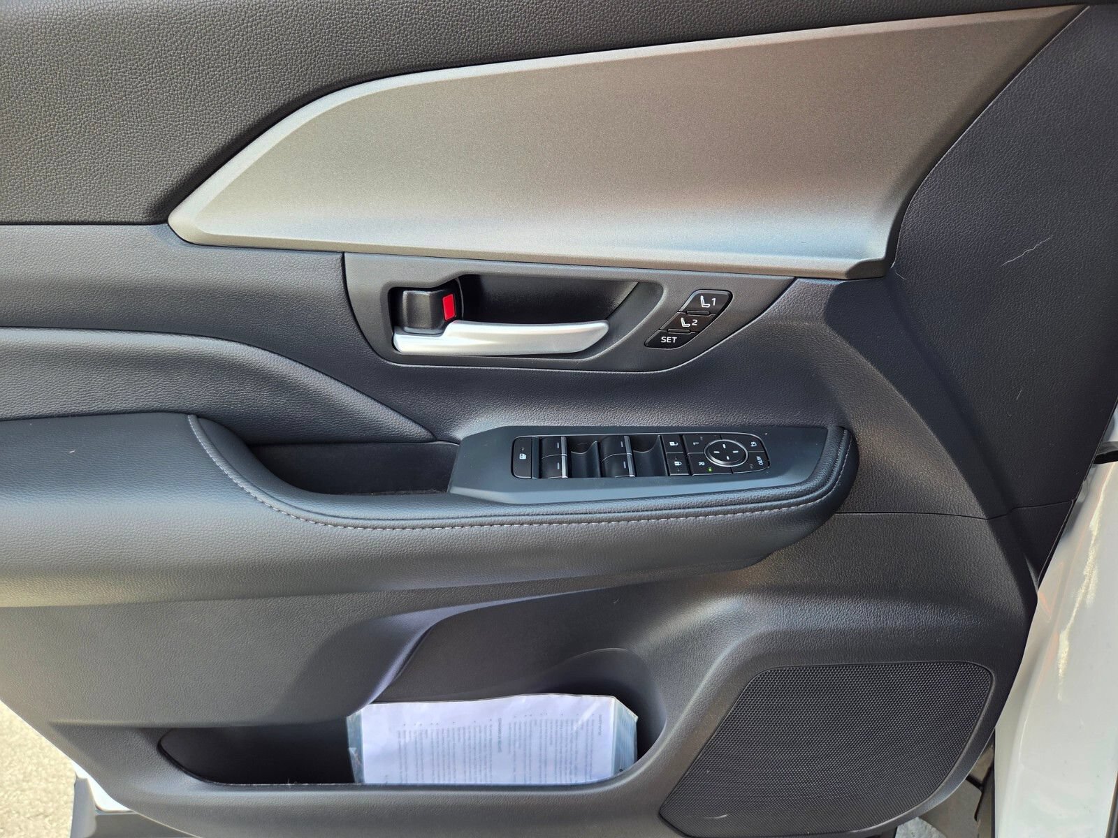 Used 2026 Toyota Grand Highlander AWD Hybrid image 19