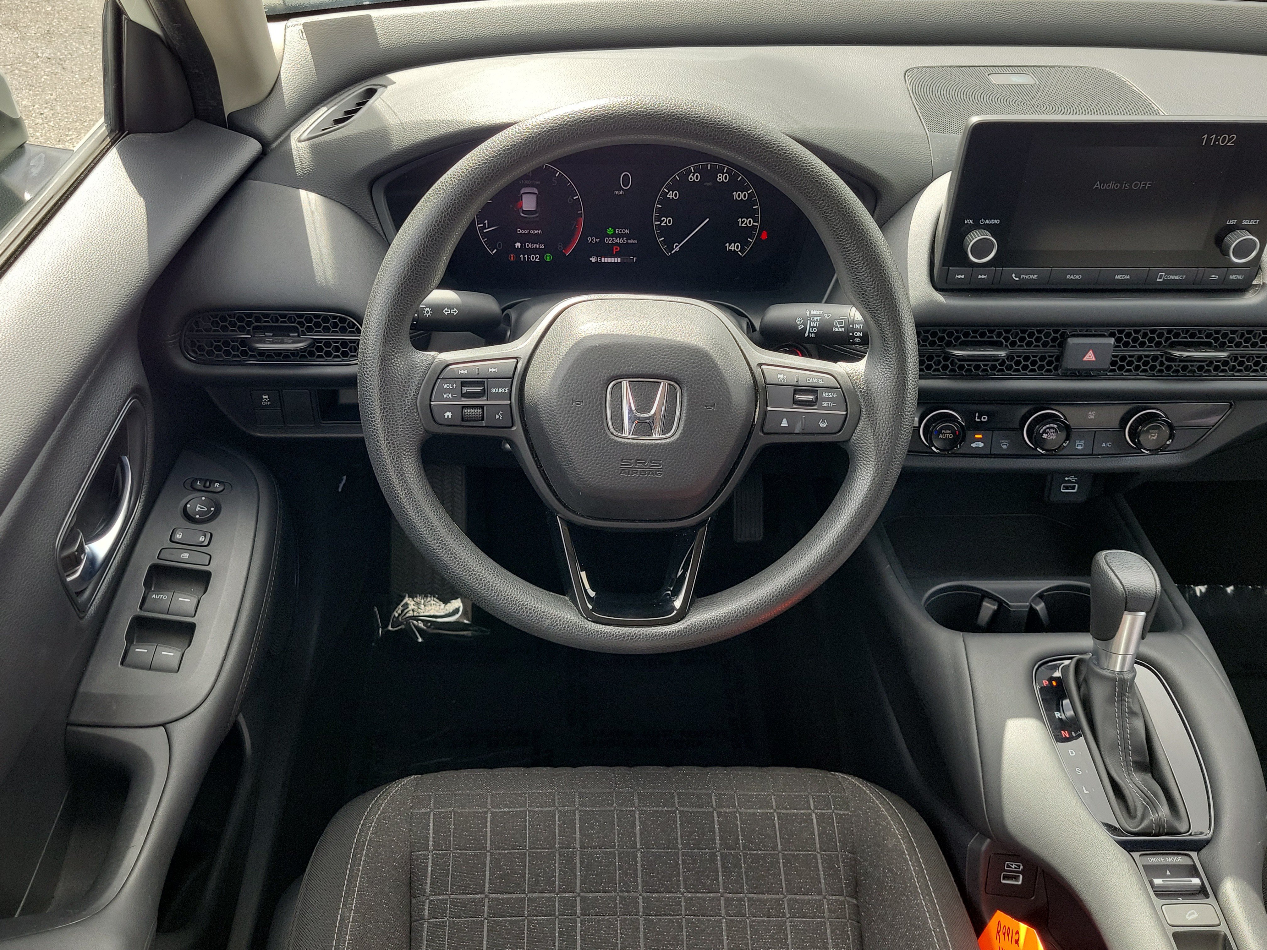 Used 2023 Honda HR-V LX image 17
