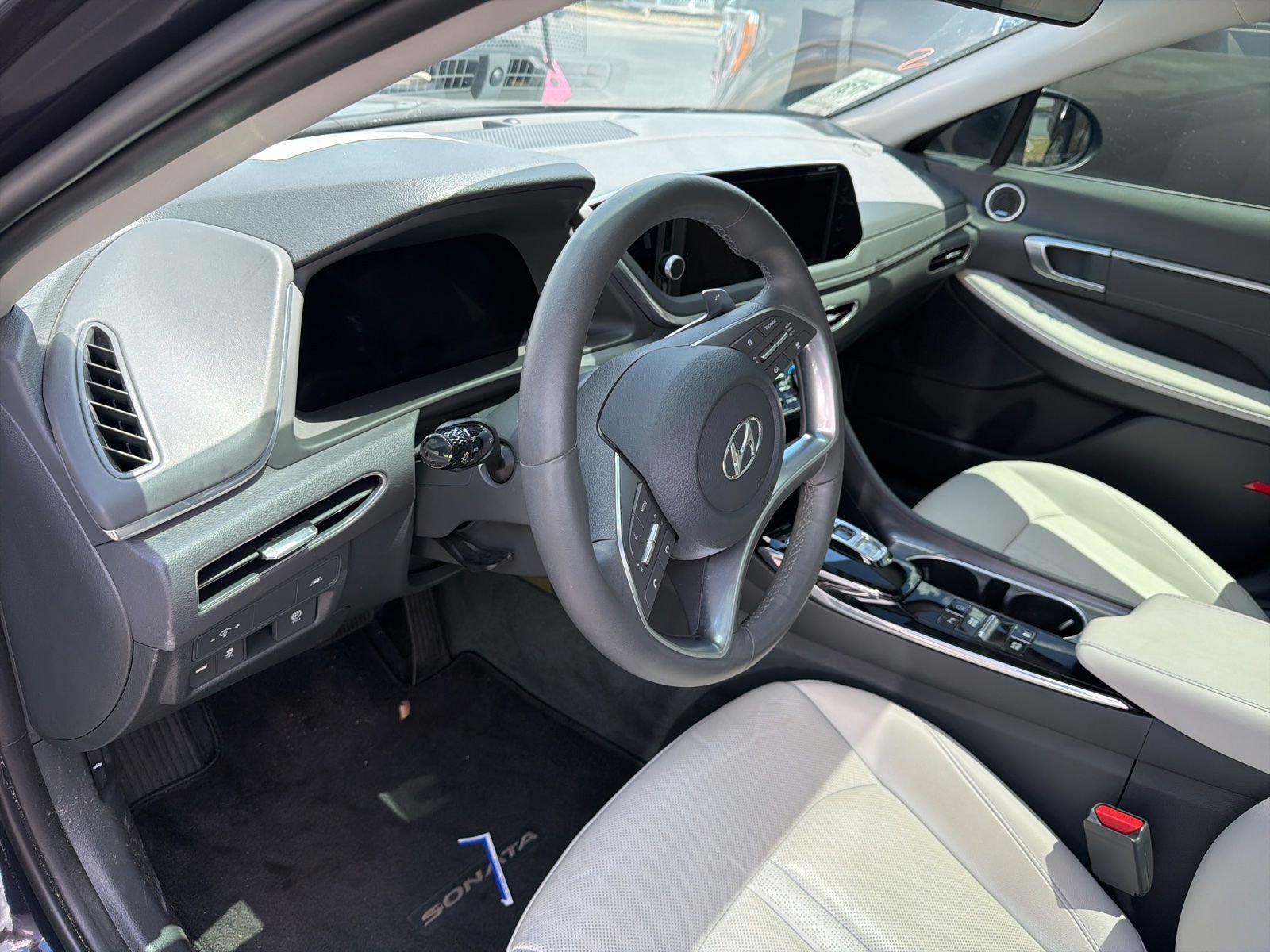 Used 2023 Hyundai Sonata Limited FWD image 13