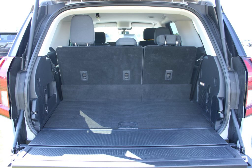 Certified 2025 Ford Expedition Active AWD/4WD image 14