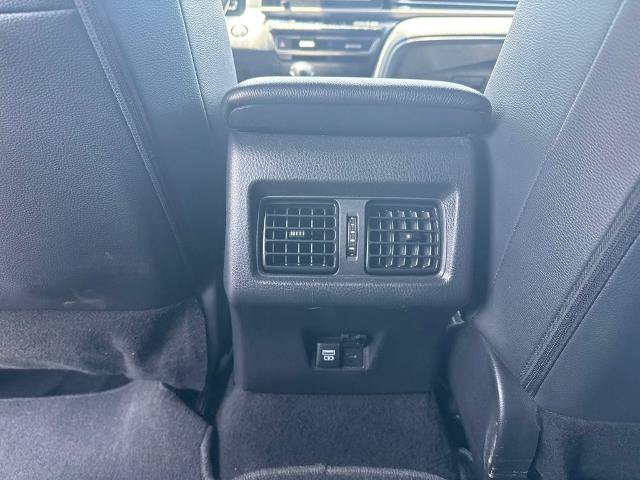 Used 2025 Toyota Camry SE FWD image 18