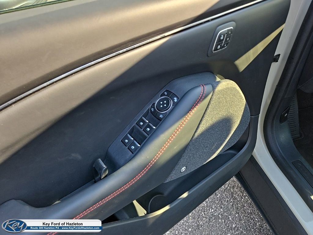 Certified 2025 Ford Mustang Mach-E Premium w/ Sport Appearance Package AWD/4WD image 45