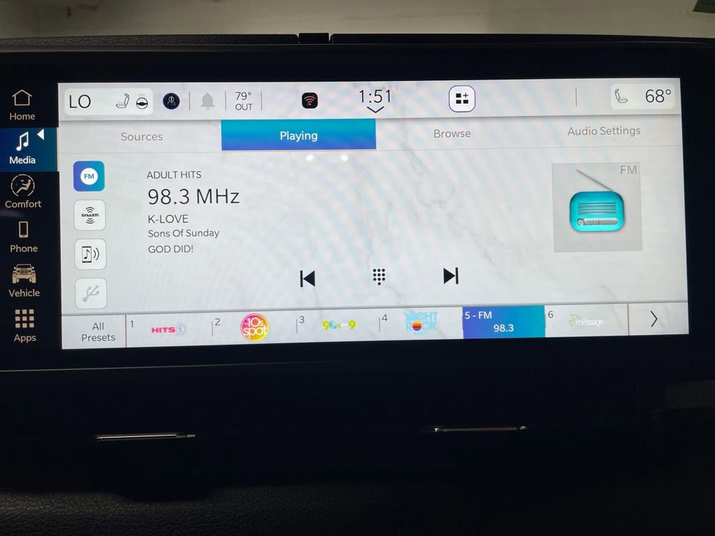 Used 2025 Jeep Wrangler Sport image 25