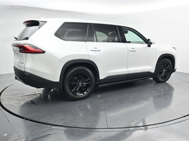Used 2024 Toyota Grand Highlander AWD image 10