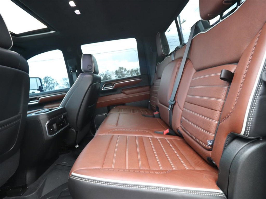 Used 2024 GMC Sierra 3500 Denali Ultimate image 13