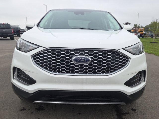 Certified 2023 Ford Edge SEL w/ Convenience Package AWD/4WD image 3