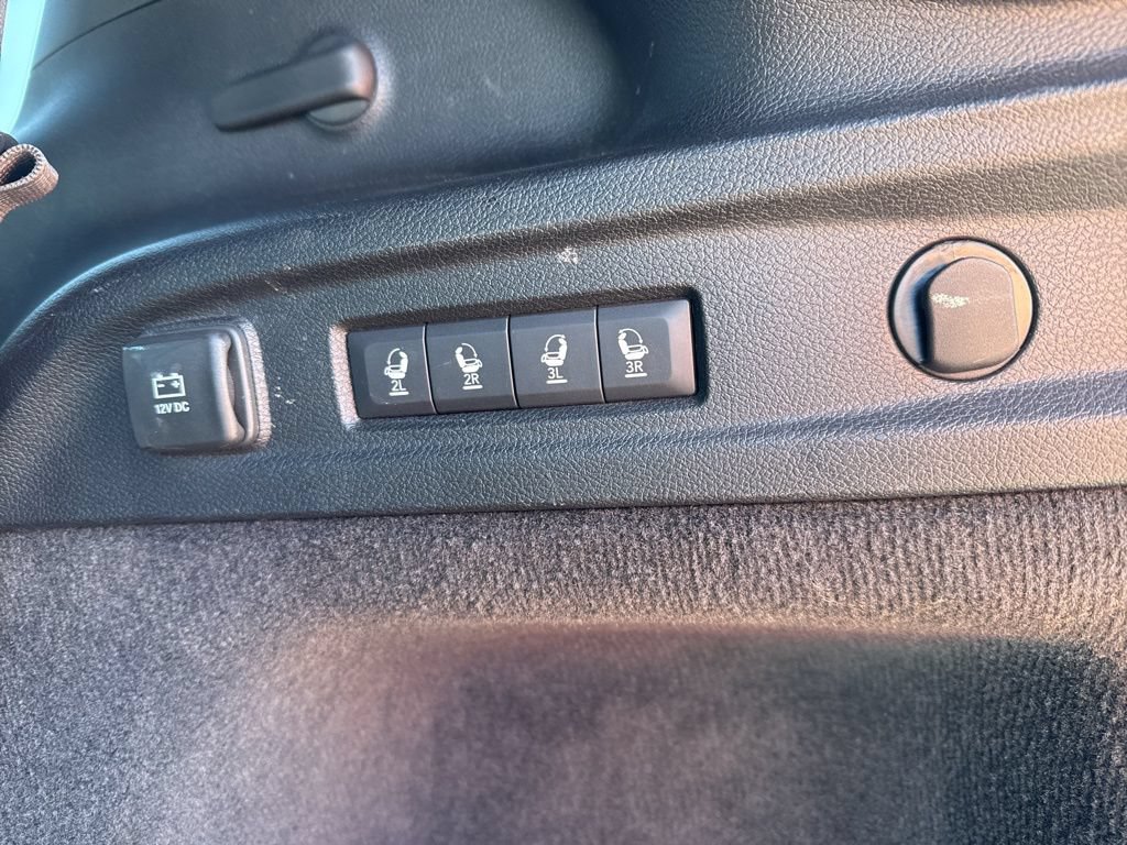 Used 2021 Jeep Grand Cherokee L Overland w/ Luxury Tech Group IV AWD/4WD image 5