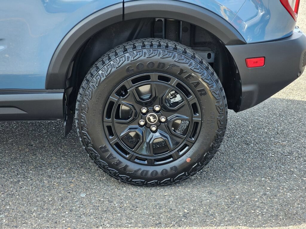 Certified 2025 Ford Bronco Sport Outer Banks w/ Sasquatch Outer Banks Package AWD/4WD image 9