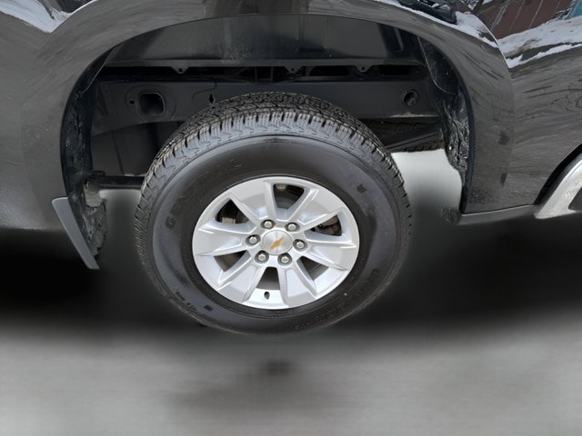 Used 2025 Chevrolet Silverado 1500 LT AWD/4WD image 21