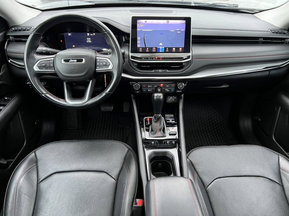 Used 2022 Jeep Compass Trailhawk w/ Trailhawk Elite Group image 4