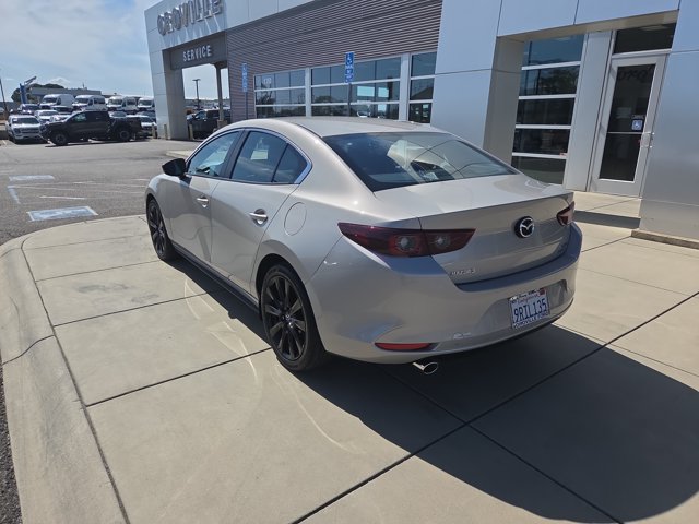 Used 2025 MAZDA MAZDA3 s FWD image 3