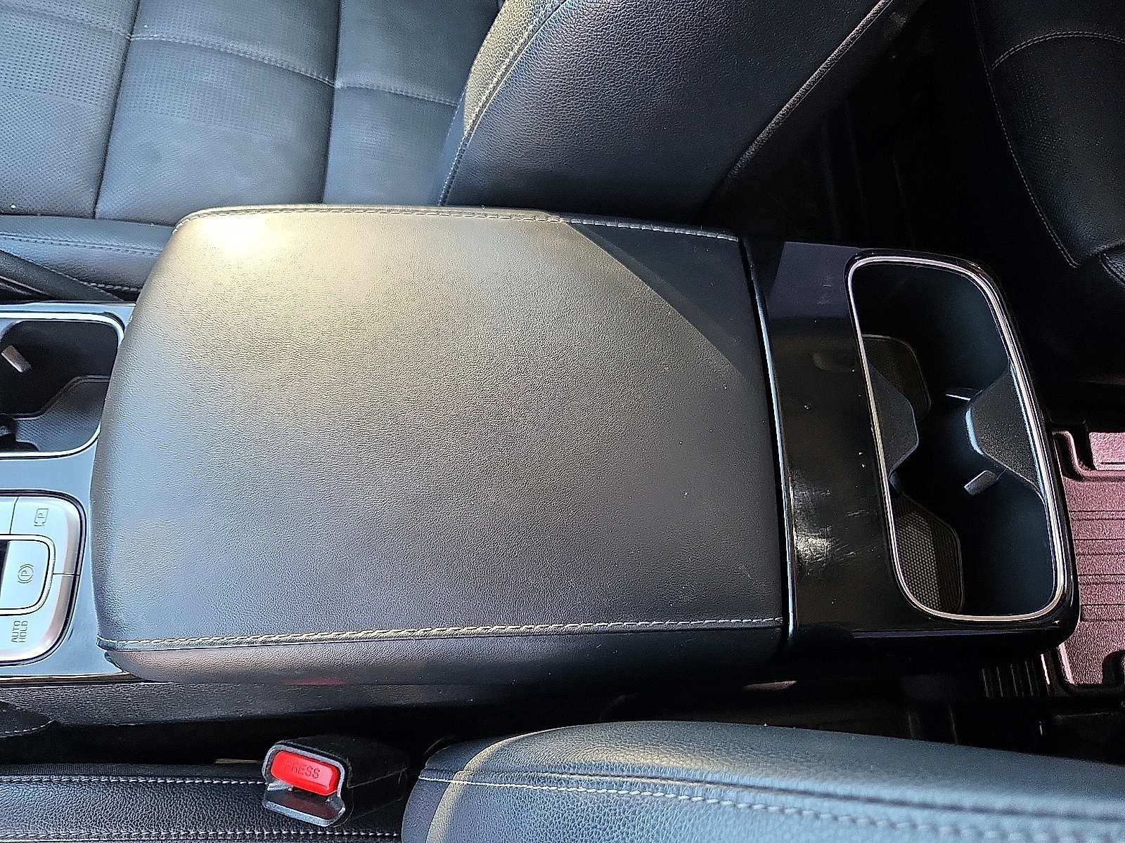 Used 2024 Kia Telluride SX FWD image 16