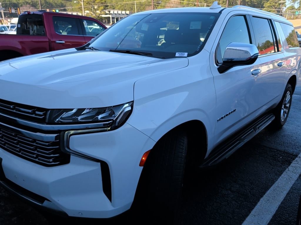 Used 2024 Chevrolet Suburban Premier image 2