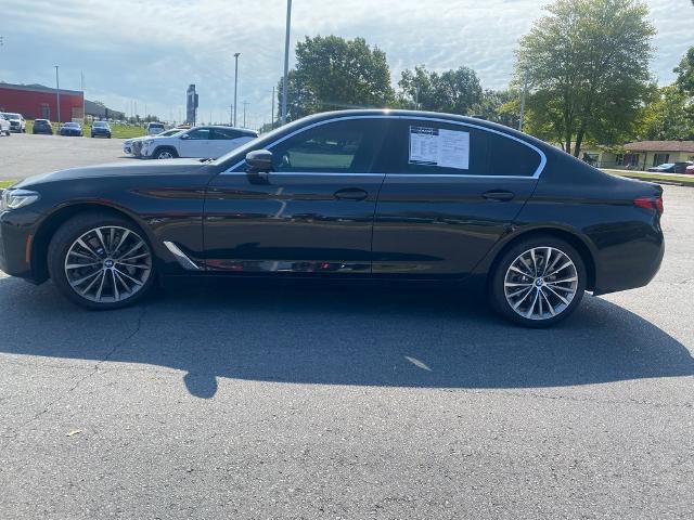 Used 2022 BMW 530i w/ Convenience Package image 4