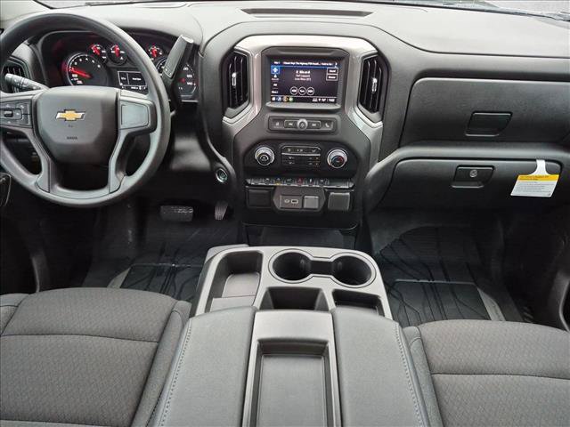 Used 2026 Chevrolet Silverado 1500 Custom RWD image 17
