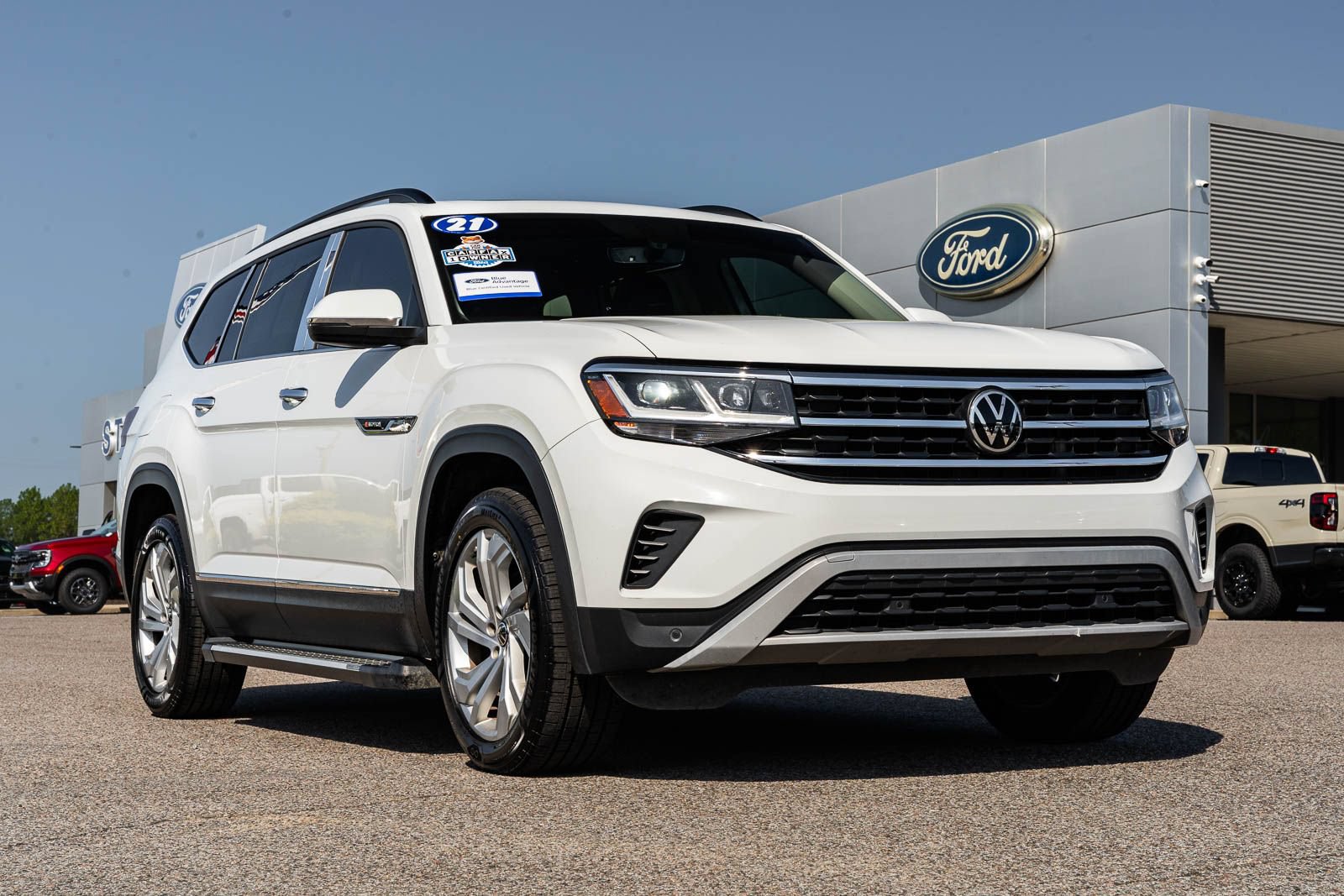 Used 2021 Volkswagen Atlas SE w/ Panoramic Sunroof Package FWD image 1