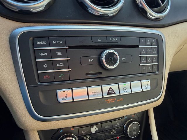 Used 2018 Mercedes-Benz GLA 250 image 24