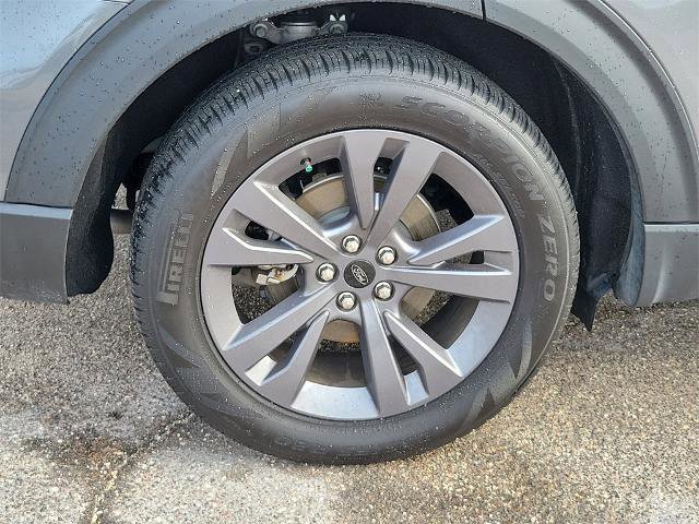 Certified 2023 Ford Explorer XLT w/ Equipment Group 202A image 5