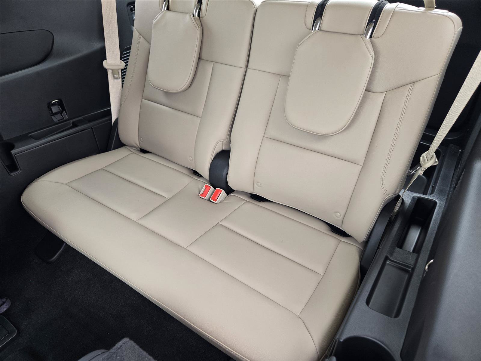 Certified 2020 Ford Explorer Limited w/ Hybrid Equipment Group 310A RWD image 30