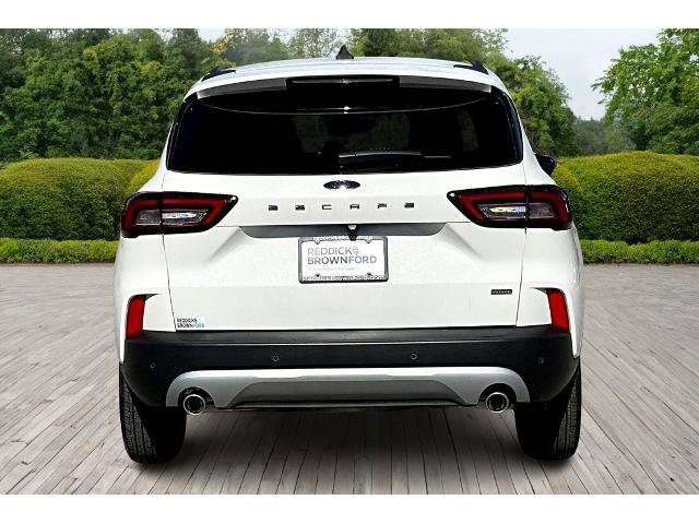 Certified 2024 Ford Escape SE image 2
