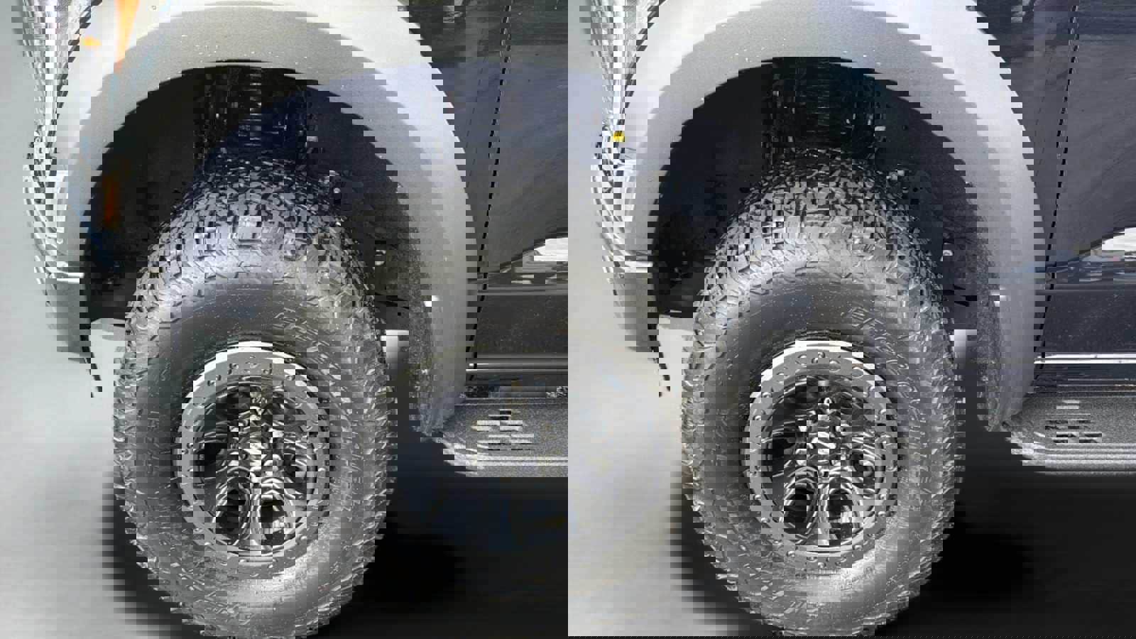 Certified 2023 Ford F150 Raptor w/ Raptor Carbon Fiber Package image 38