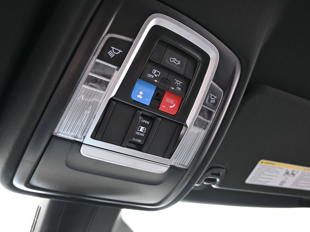 Used 2025 RAM 1500 Laramie image 17