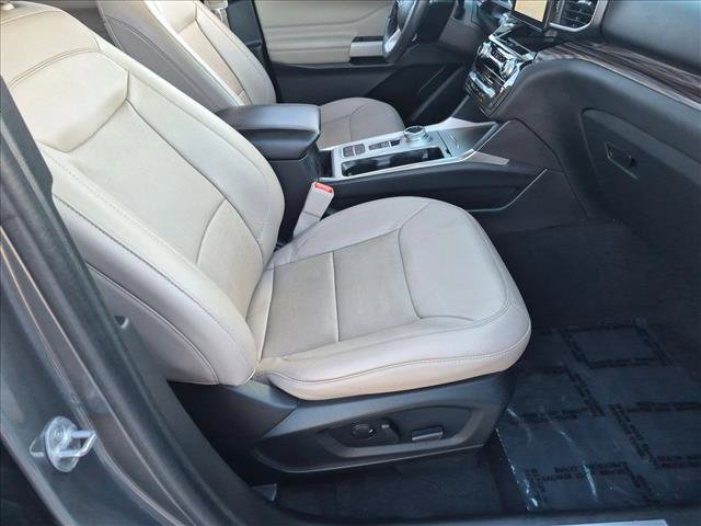 Certified 2023 Ford Explorer Limited w/ Equipment Group 301A RWD image 19