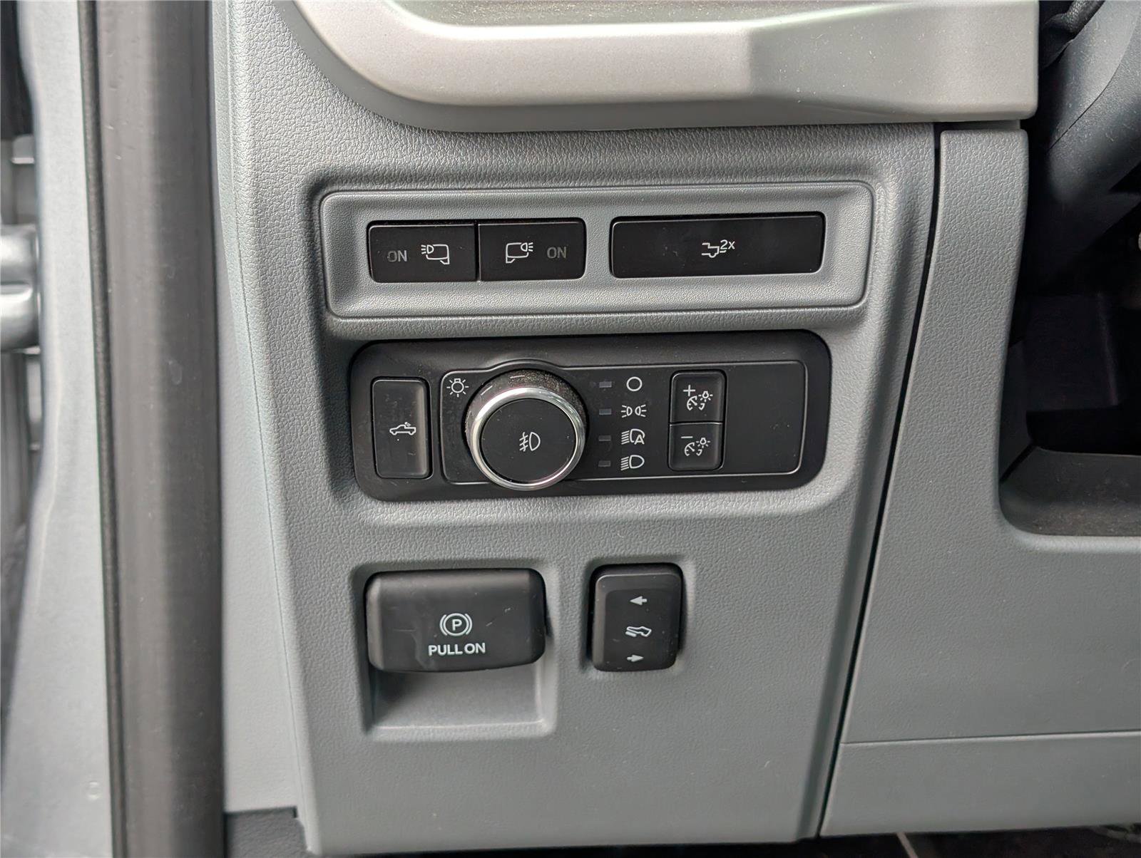 Certified 2022 Ford F150 XLT w/ Equipment Group 302A High image 19