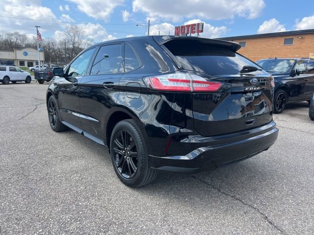Certified 2023 Ford Edge ST-Line image 4