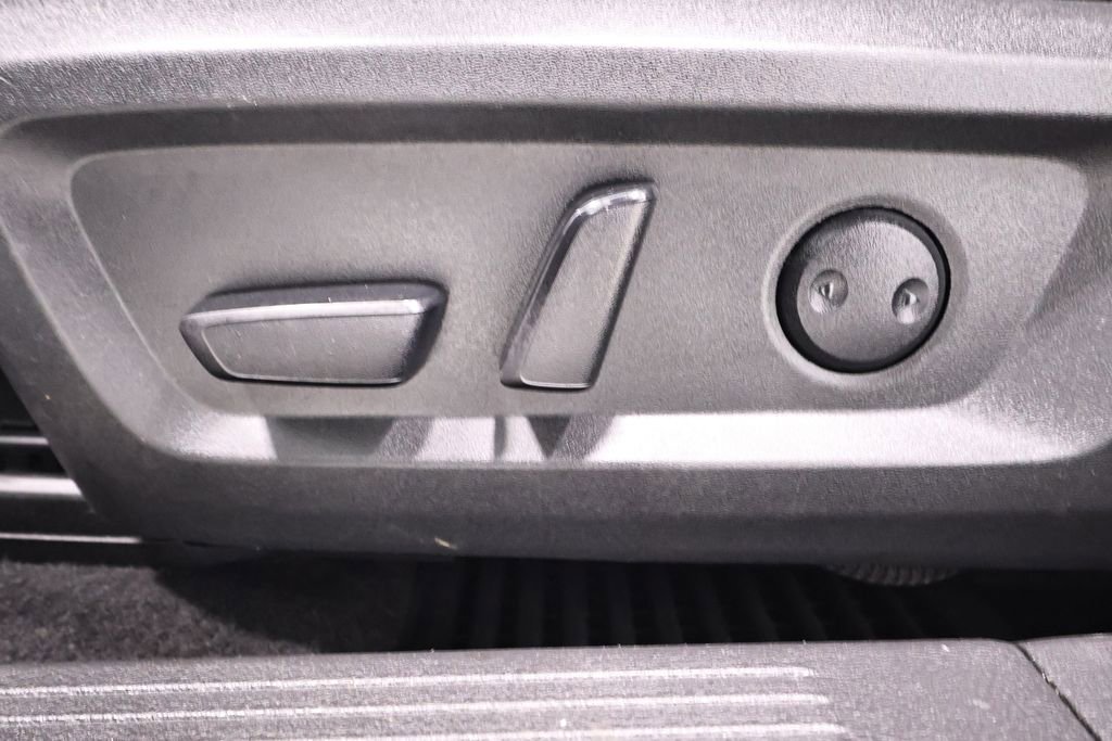 Used 2022 Nissan Rogue SV FWD image 14