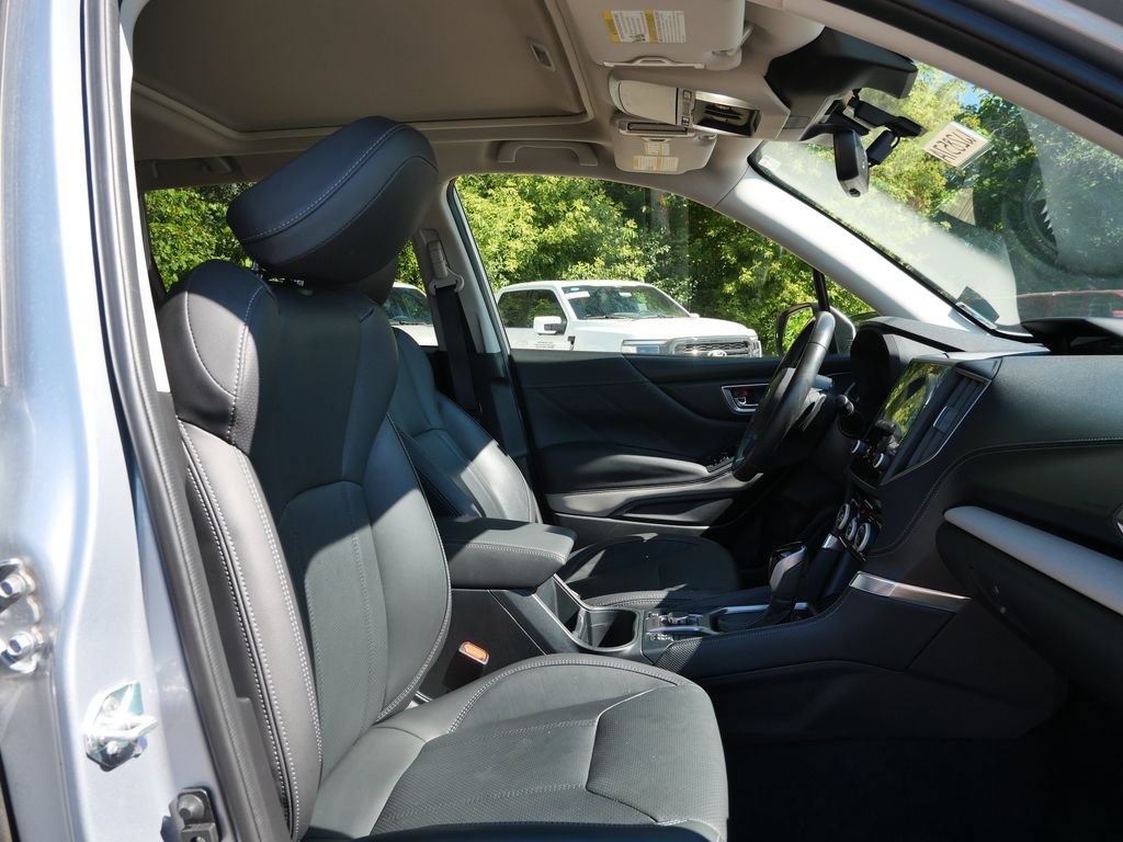 Used 2024 Subaru Forester Limited AWD/4WD image 12
