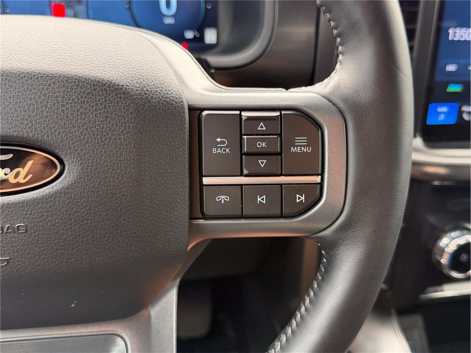 Certified 2024 Ford F150 Lariat w/ FX4 Off-Road Package AWD/4WD image 21